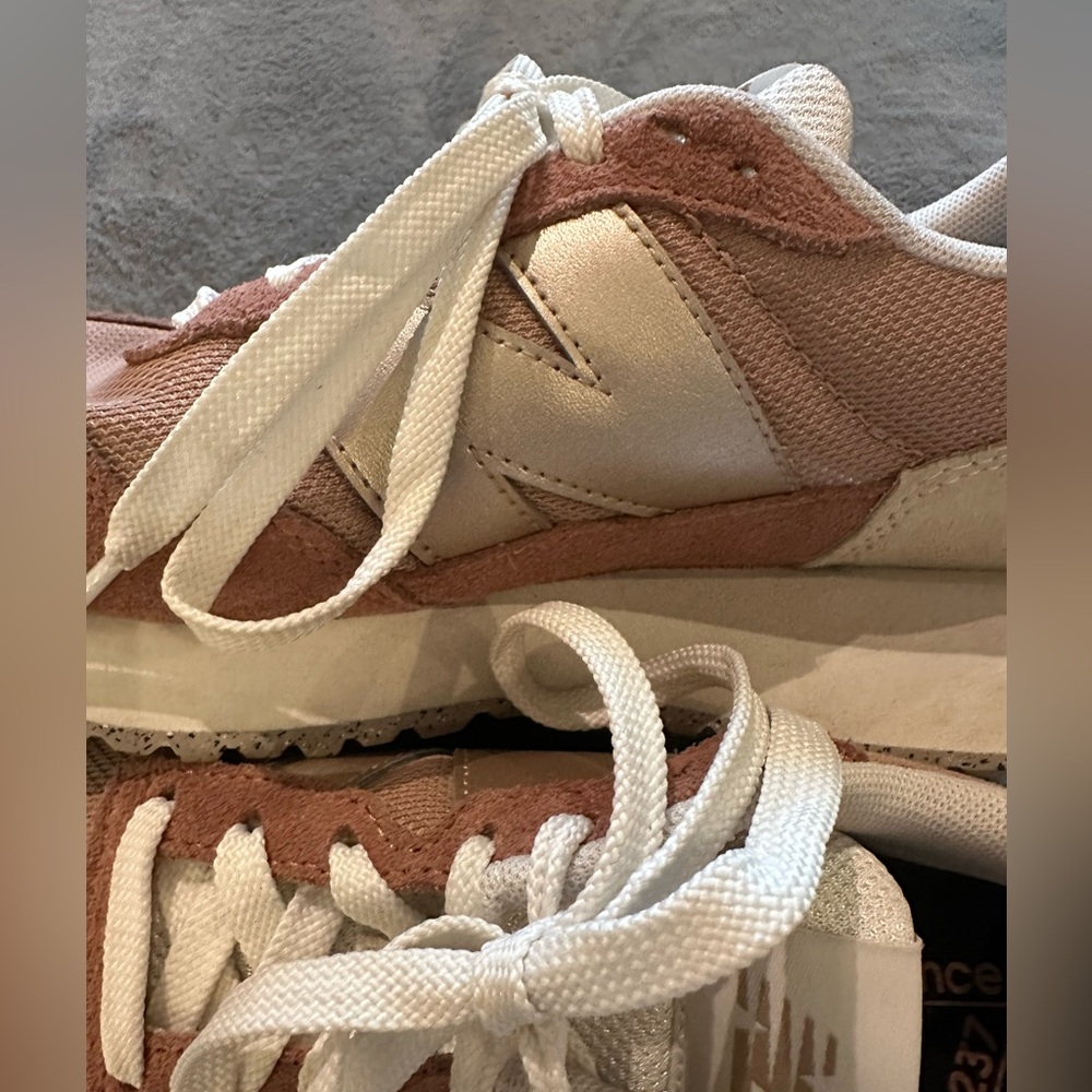 New Balance Women's Sneakers - Brown and Gold size 6.5 - Picture 6 of 12